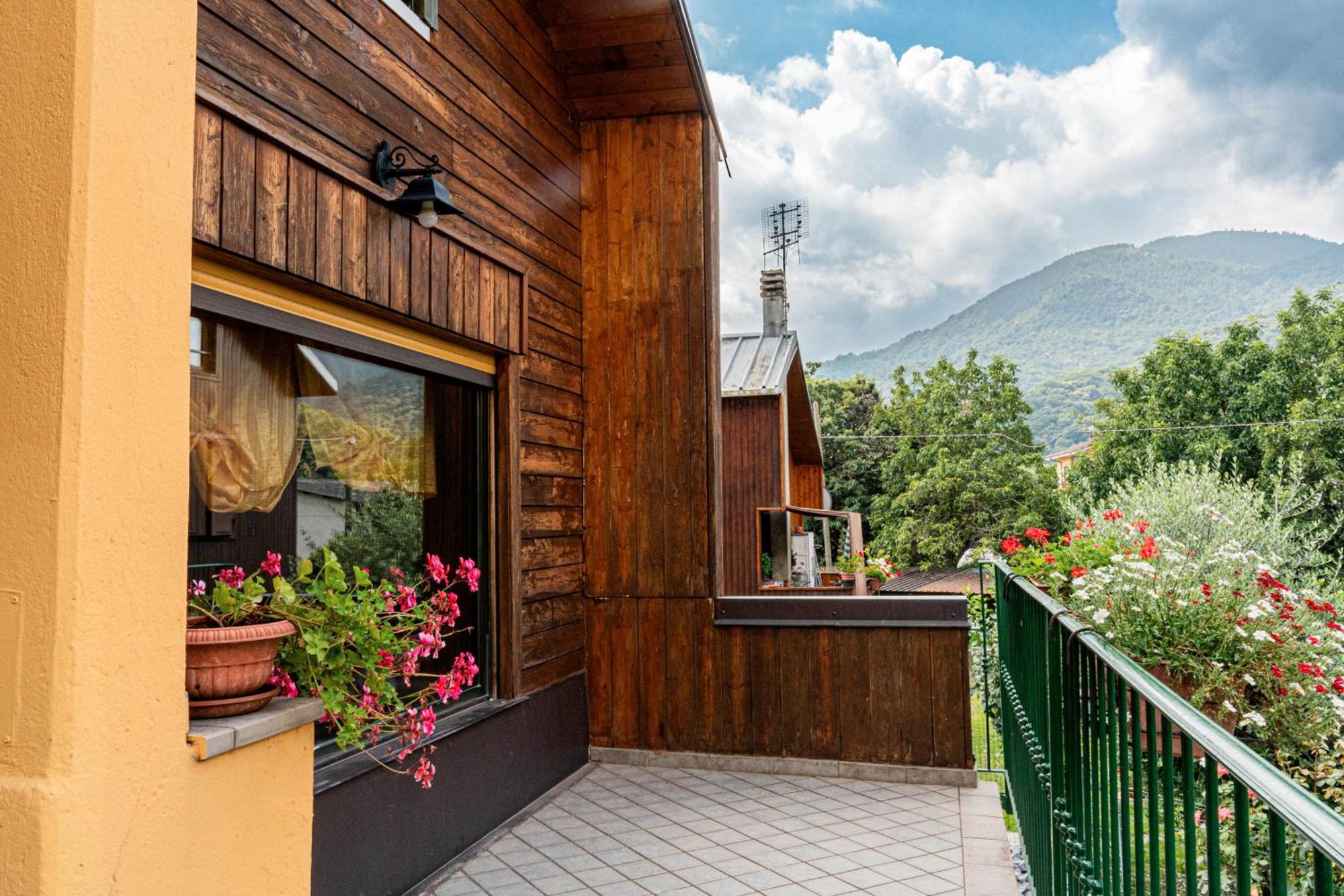 Woodhouse Paesana Villa Buitenkant foto